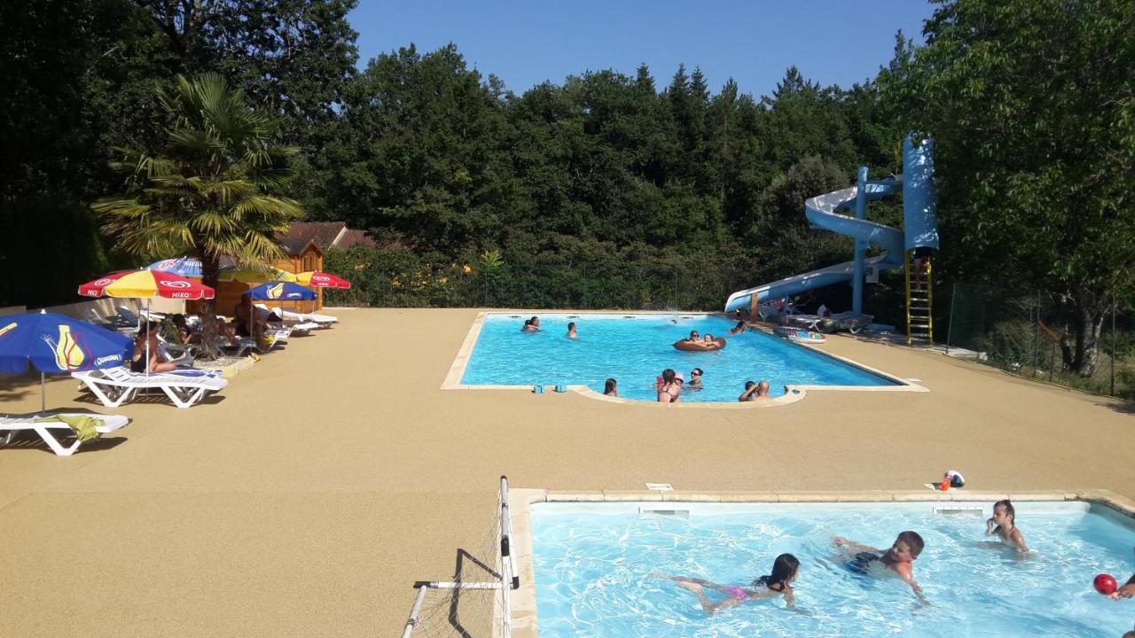 Camping Au Bois Dormant Hotel Chauffour-sur-Vell Eksteriør billede