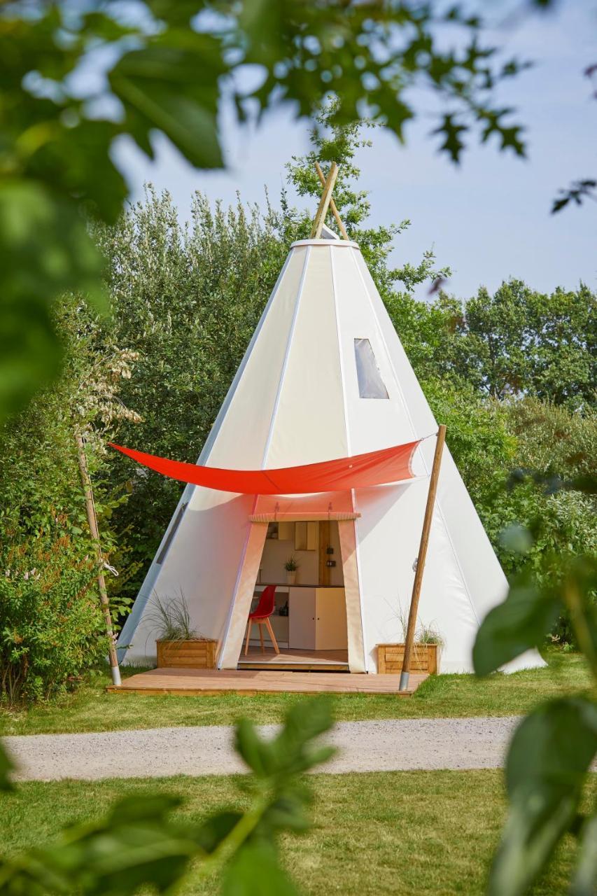 Camping Au Bois Dormant Chauffour-sur-Vell Eksteriør billede